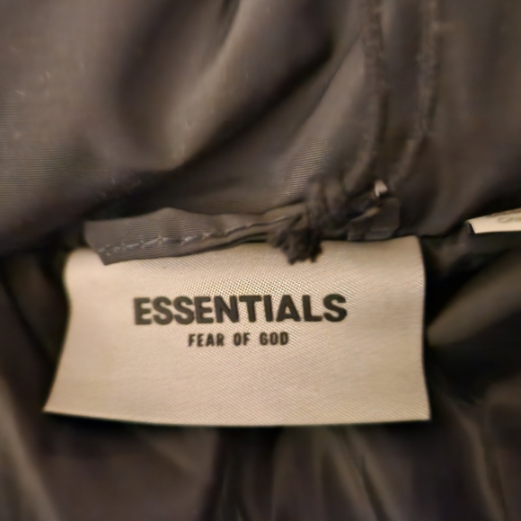 Essentials Fear Of God Winter Jacket. XL. Black. - Picture 4 of 7